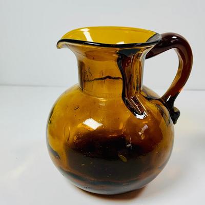LOT 330: Vintage Clevenger Brothers 18-19th Century Glass Reproduction Amethyst and Green Amber Pitchers, and Amber Bowl