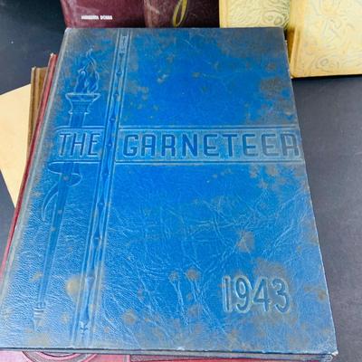LOT 334: Vintage Haddon Heights High School Year Books - Garneteer from the 1942 -1951