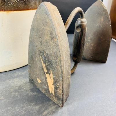 LOT 335: Vintage #2 Stoneware Crock and 2 Cast Irons