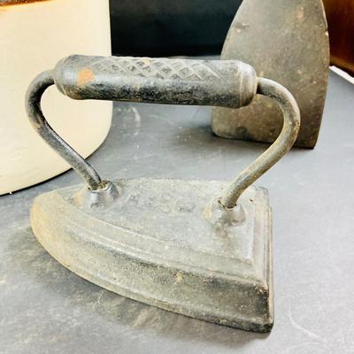LOT 335: Vintage #2 Stoneware Crock and 2 Cast Irons