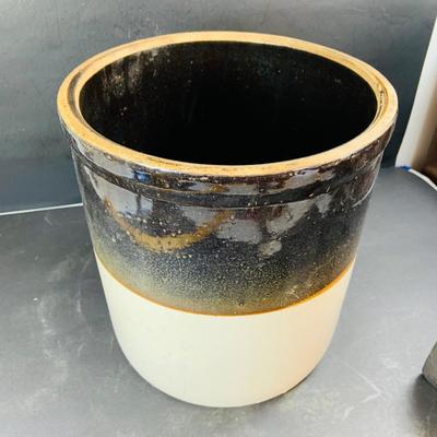 LOT 335: Vintage #2 Stoneware Crock and 2 Cast Irons