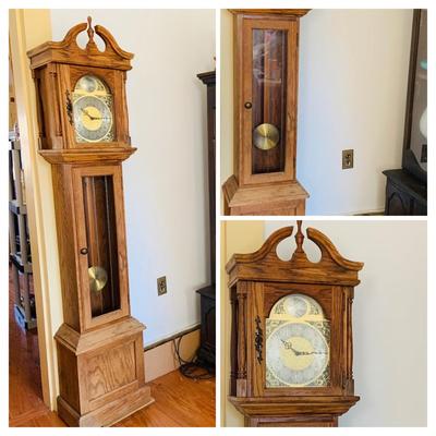 LOT : Vintage King Arthur Clock Company Grandfather Clock