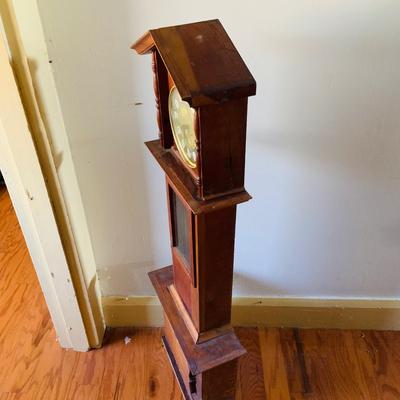 LOT 338: Handcrafted Wood Cased Battery Operated Pendulum Clock