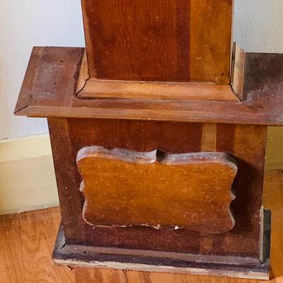 LOT 338: Handcrafted Wood Cased Battery Operated Pendulum Clock