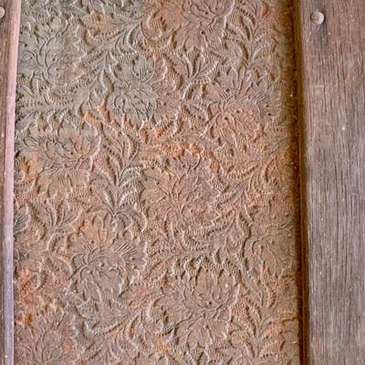 LOT 347: Antique Victorian Steamer Trunk with Dome Top and Inner Tray