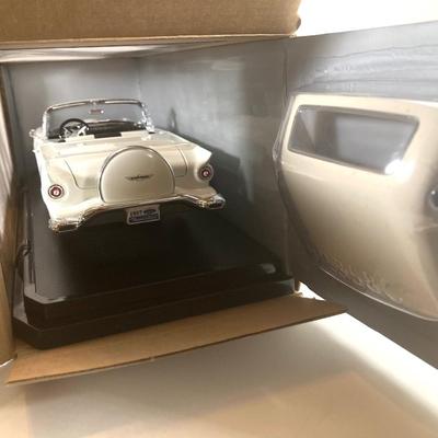 LOT 352: Die Cast 1957 Ford Thunderbird and 1958 Edsel Citation - 1:18 Scale in Original Packaging