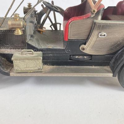 LOT 355: Collection of Vintage Rolls Royce Car Radios