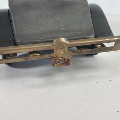 LOT 355: Collection of Vintage Rolls Royce Car Radios