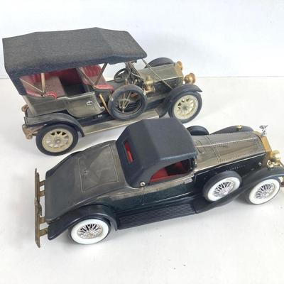 LOT 355: Collection of Vintage Rolls Royce Car Radios