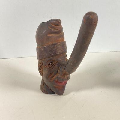 LOT 362: Collection of Nine Vintage / Carved Pipes with Paladin Pipe Tobacco Canister