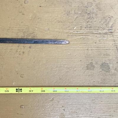 LOT 366: Antique / Vintage Ornate Sword