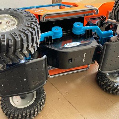 LOT 372: Large Radio Controlled Nylint Rock Crawler Jeep