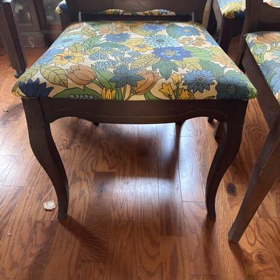 LOT 382: Antique Table (wooden slides & wheels), 2 set of 4 Vintage Chairs