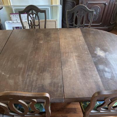 LOT 382: Antique Table (wooden slides & wheels), 2 set of 4 Vintage Chairs