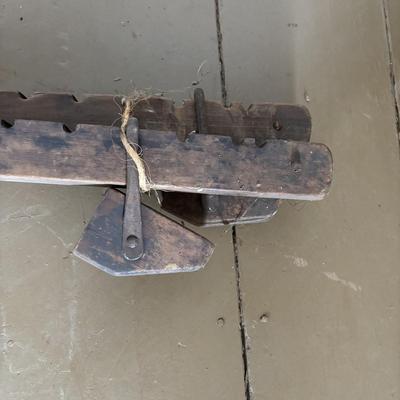 LOT 392: Antique Wooden Bar Clamps