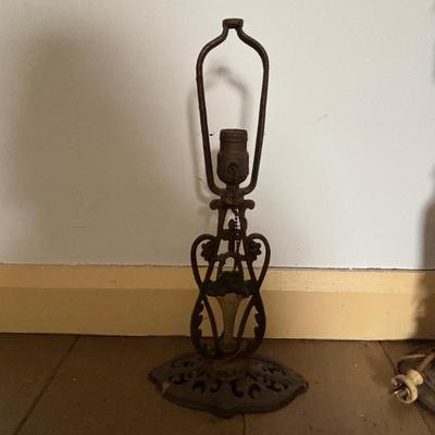 LOT 395: Vintage Table Lamps - Ready for Re-Wiring/Upcylcing