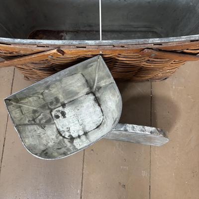 LOT 396: Vintage Hawkeye Basket Refrigerator, Spark Coal, Grill & Blue Metal Lunch Box w/Thermos