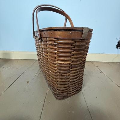 LOT 396: Vintage Hawkeye Basket Refrigerator, Spark Coal, Grill & Blue Metal Lunch Box w/Thermos