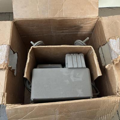 LOT 398: Vintage 8MM Mansfield Portable Action Editor, Revere Camera Co. Model 85 8MM Projector * More