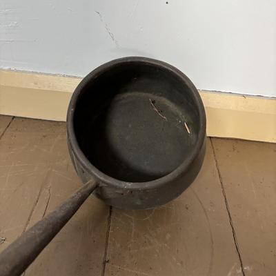 LOT 400: Vintage Primitives: Stoneware Jug, Ladle, Feed Scoops, Long Handles Saucepan & More