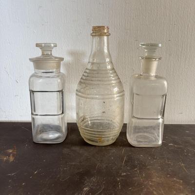 LOT 403: Vintage Enamel Cookware: Double Broiler, Coffee Pot (incomplete), Cups, Ladle & More