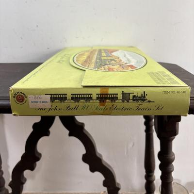 LOT 405: Bachman American Heritage HO Scale "The John Bull" Train Set