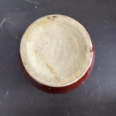 LOT 408: Boscul Coffee Tin, Log Cabin Syrup Tin,"Pure Fresh" Milk Caps, Imperial Tin Milk Caps, Puritan Baked Beans Jar, Hull,...