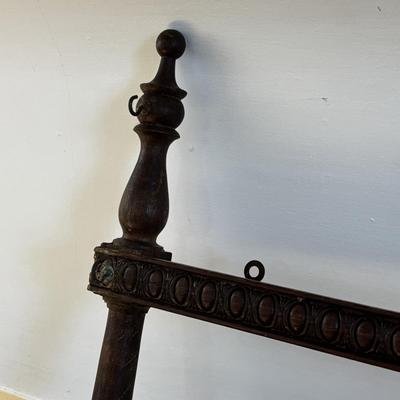 LOT: 410: Antique Wooden Plate & Cup Holder/ Spices Rack 40" in length