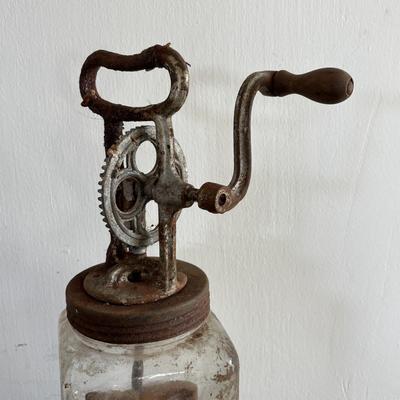LOT 411: Vintage Kitchen: Butter Churn, Rustic Tin, Measuring Cup & Scale