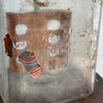 LOT 411: Vintage Kitchen: Butter Churn, Rustic Tin, Measuring Cup & Scale