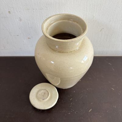 LOT 413: Vintage Copenhagen Stoneware Snuff Jar & Antique Stoneware Jugs