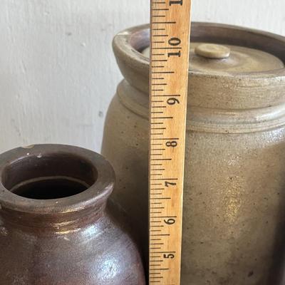 LOT 414: Antique Salt Glaze Lidded Crock & Brown Glaze Stoneware Crocks