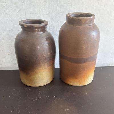 LOT 414: Antique Salt Glaze Lidded Crock & Brown Glaze Stoneware Crocks