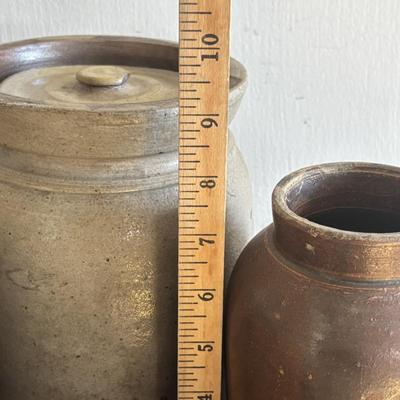 LOT 414: Antique Salt Glaze Lidded Crock & Brown Glaze Stoneware Crocks