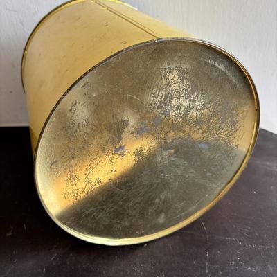 LOT 415: Vintage Tins: Tetley Tea Bags, Princess Hard Candies, Jane Parker Potato Chips, H. Fox & Co. Double Sided Glass Bottle/Bank...