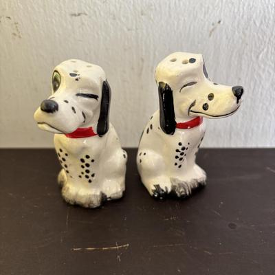 LOT 415: Vintage Tins: Tetley Tea Bags, Princess Hard Candies, Jane Parker Potato Chips, H. Fox & Co. Double Sided Glass Bottle/Bank...