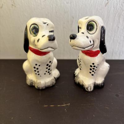 LOT 415: Vintage Tins: Tetley Tea Bags, Princess Hard Candies, Jane Parker Potato Chips, H. Fox & Co. Double Sided Glass Bottle/Bank...