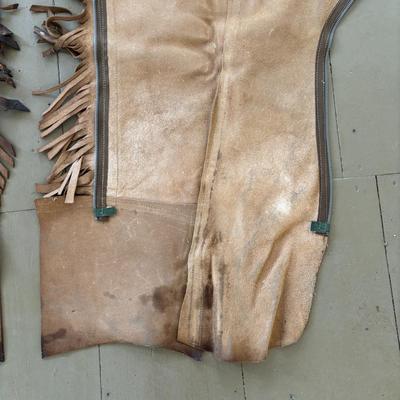 LOT 419: Vintage Western Leather Chaps