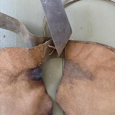 LOT 419: Vintage Western Leather Chaps