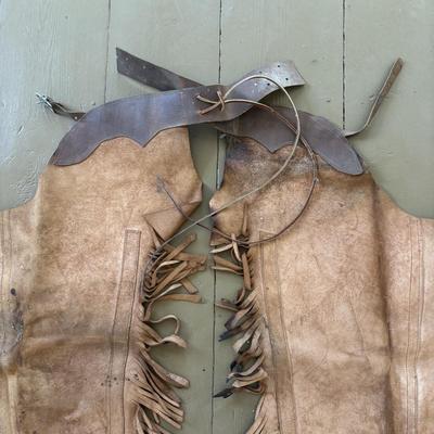 LOT 419: Vintage Western Leather Chaps