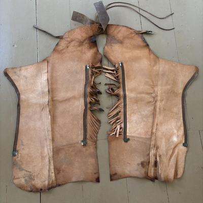LOT 419: Vintage Western Leather Chaps