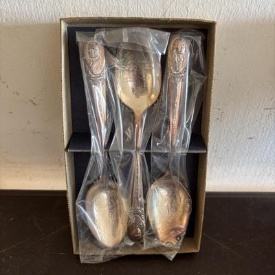 LOT 420: Clevenger Bros. White Horse Historical Society Amethyst Bottle, Holly City Bottle & Paper Weight President Spoon Collection,...