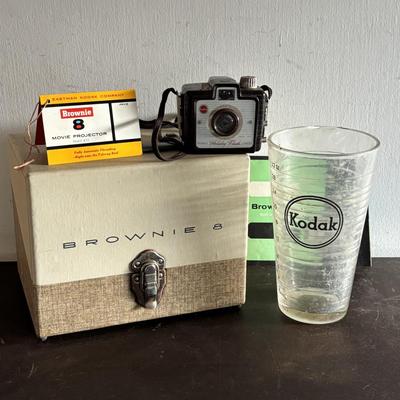 LOT 421: Vintage Eastman Kodal 32oz Darkroom Beaker, Kodak Brownie 8 Movie Projector, Brownie Holiday Camera