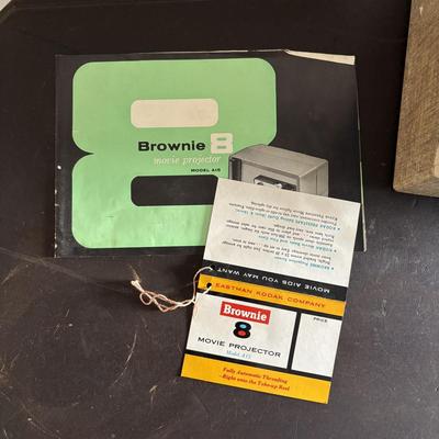 LOT 421: Vintage Eastman Kodal 32oz Darkroom Beaker, Kodak Brownie 8 Movie Projector, Brownie Holiday Camera