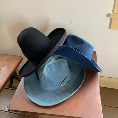 LOT 432: Assortment of Vintage Cowboy. Western Style Hats
