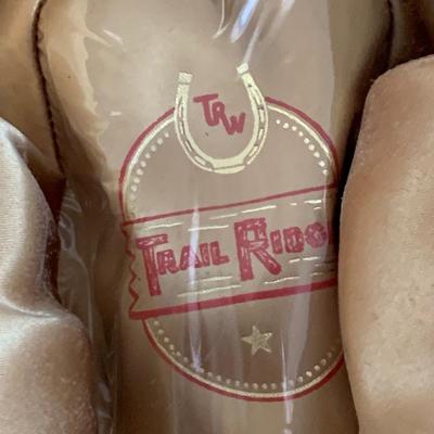 LOT 432: Assortment of Vintage Cowboy. Western Style Hats