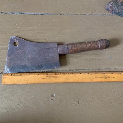 LOT 435: Antique/Vintage Long Cast Iron Oval Griddle with Spout, Oval Cast Iron Pot with Lid, Butcher's Clever with Wood Handle and...