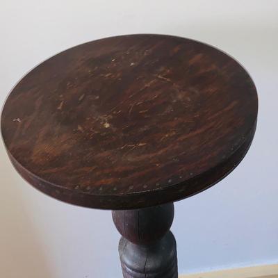 LOT 440: Handcrafted Wood Pedestal Table/Plant Holder with a Ceramic Multicolored Planter