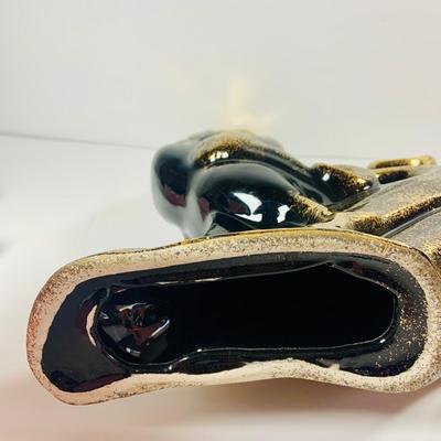 LOT:449: Pink Melitta Coffee Maker/Pot with Lid, 2 Cronin Cameron Clay Pottery Pink French Casserole w/Black Lid (Only 1 Pictured) 2...