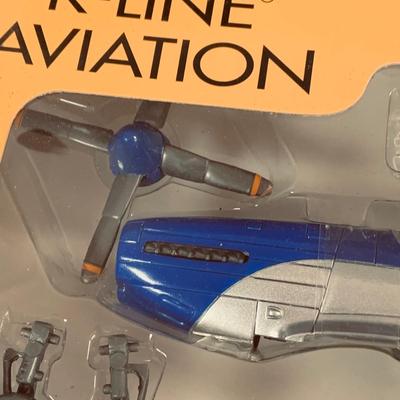 LOT 454: K-line Aviation Model Airplanes 1:48 Scale - Army Air Corps p40 Fighter Plane, Us Navy Vought F4U Corsair (WWII) and Army Air...